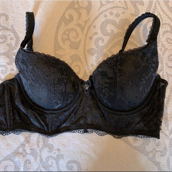 Victoria's Secret Other - 🌸Like New Black Laced Bra Push Up Sexy